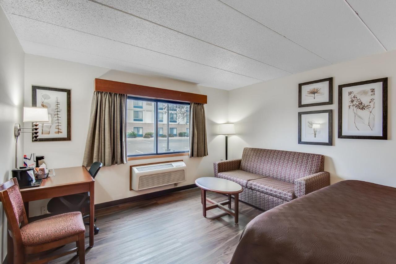 Americinn By Wyndham Coon Rapids Exterior photo